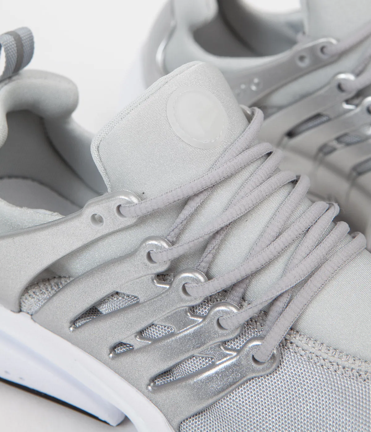 Nike Air Presto Premium Shoes - Metallic Silver / Pure Platinum - White